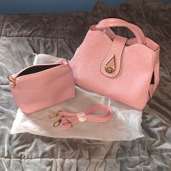 sparkly pink purse